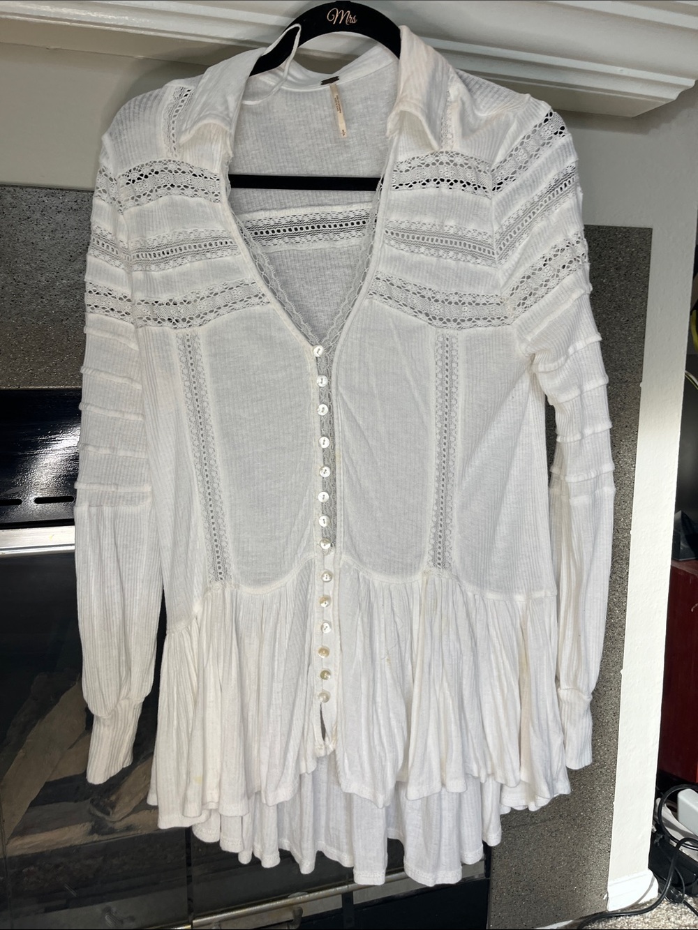 Free People White Button-Front Lace-Trim Peplum Tunic